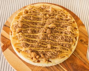 Apple Crumble Baked Cheesecake